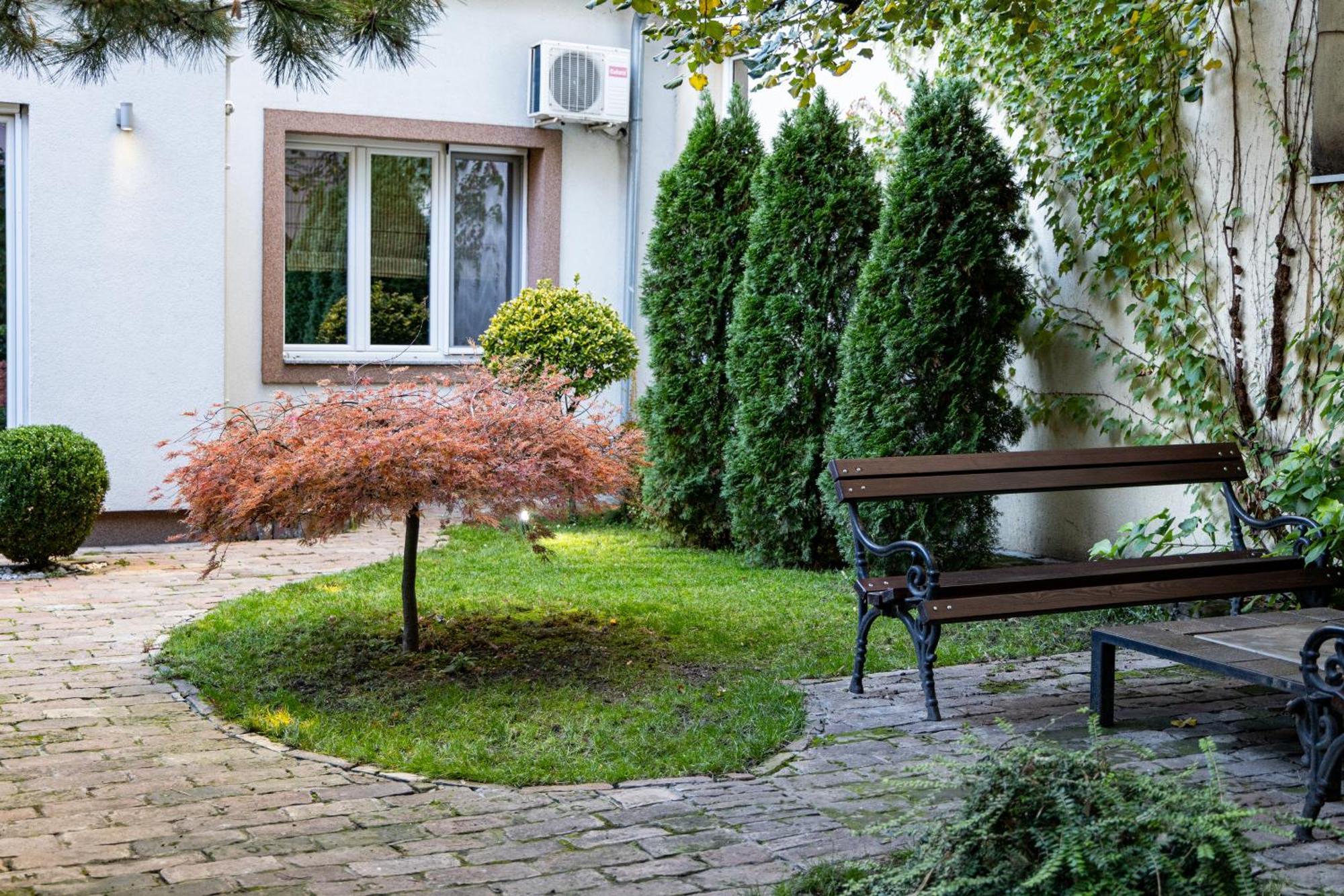 Green And Blue Garden Apartments Белград Екстериор снимка