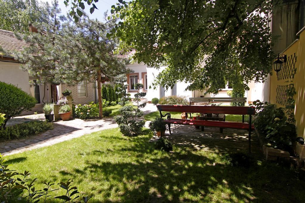 Green And Blue Garden Apartments Белград Екстериор снимка