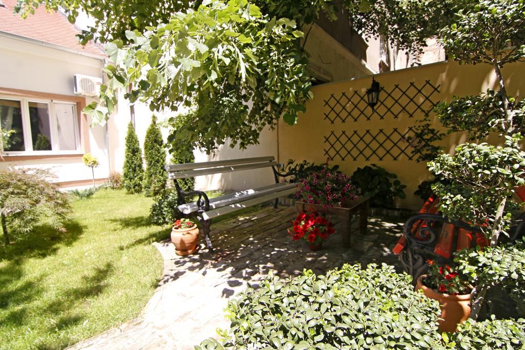 Green And Blue Garden Apartments Белград Екстериор снимка
